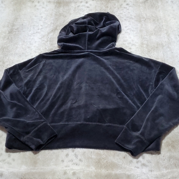Calvin Klein Performance Black Velour Cropped Hooded Sweatshirt Size M NWT - Picture 5 of 5